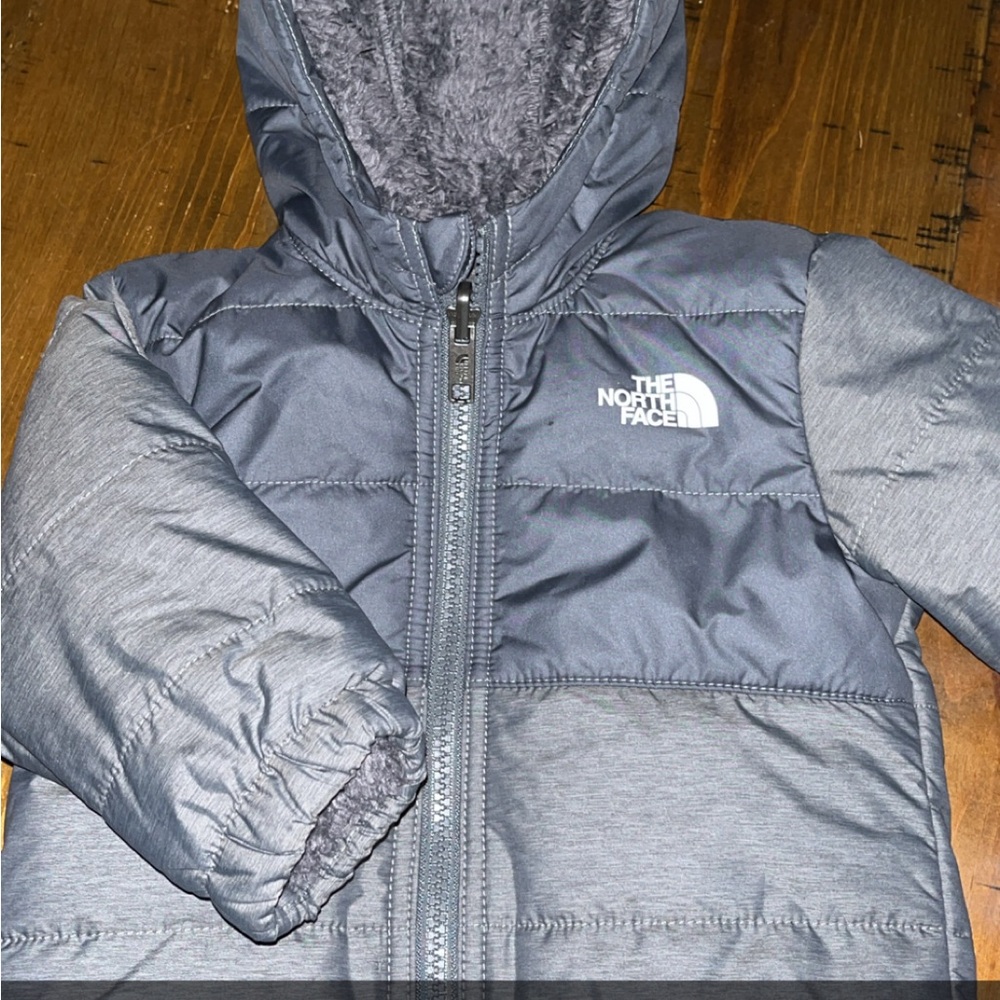 The North Face Kids' Hooded Puffer Jacket - Charcoal/Heather Gray